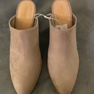 Old Navy Suede Tan mule low heels